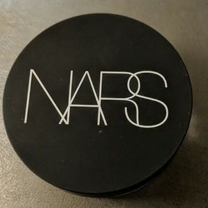 NARS "Desert" Soft Velvet Loose Powder